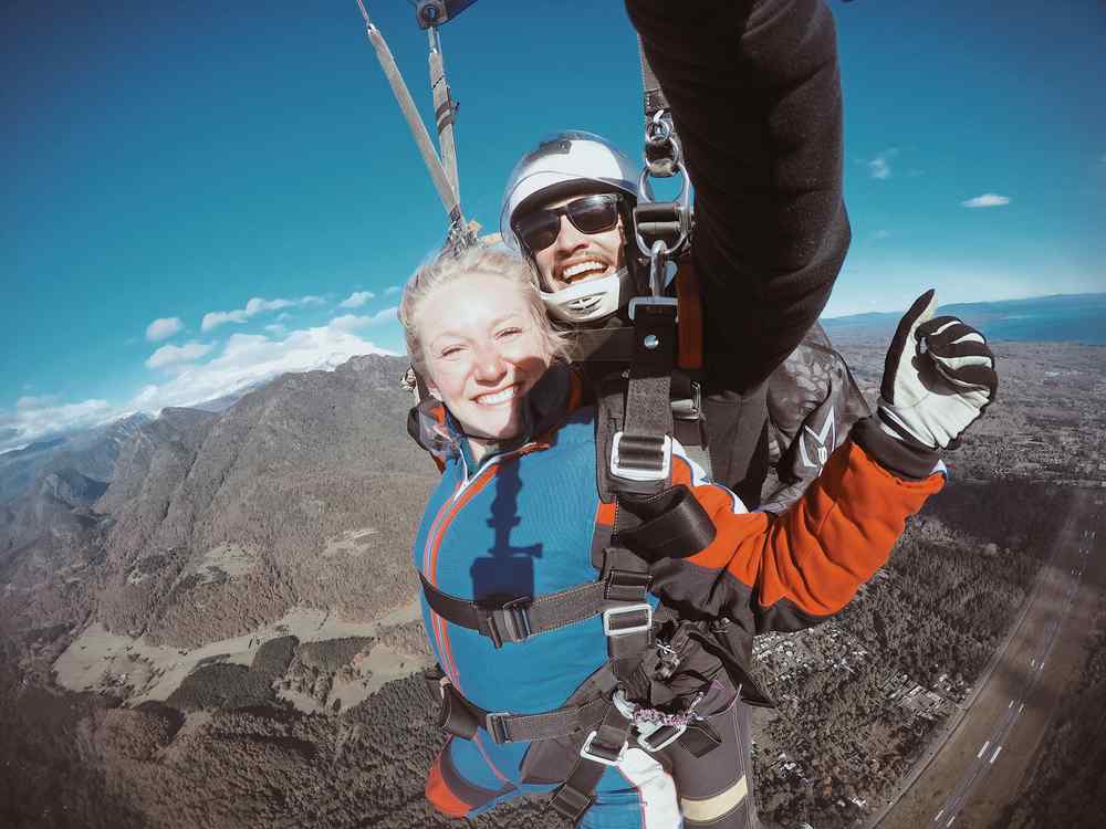 Taylor Hinson, Chile